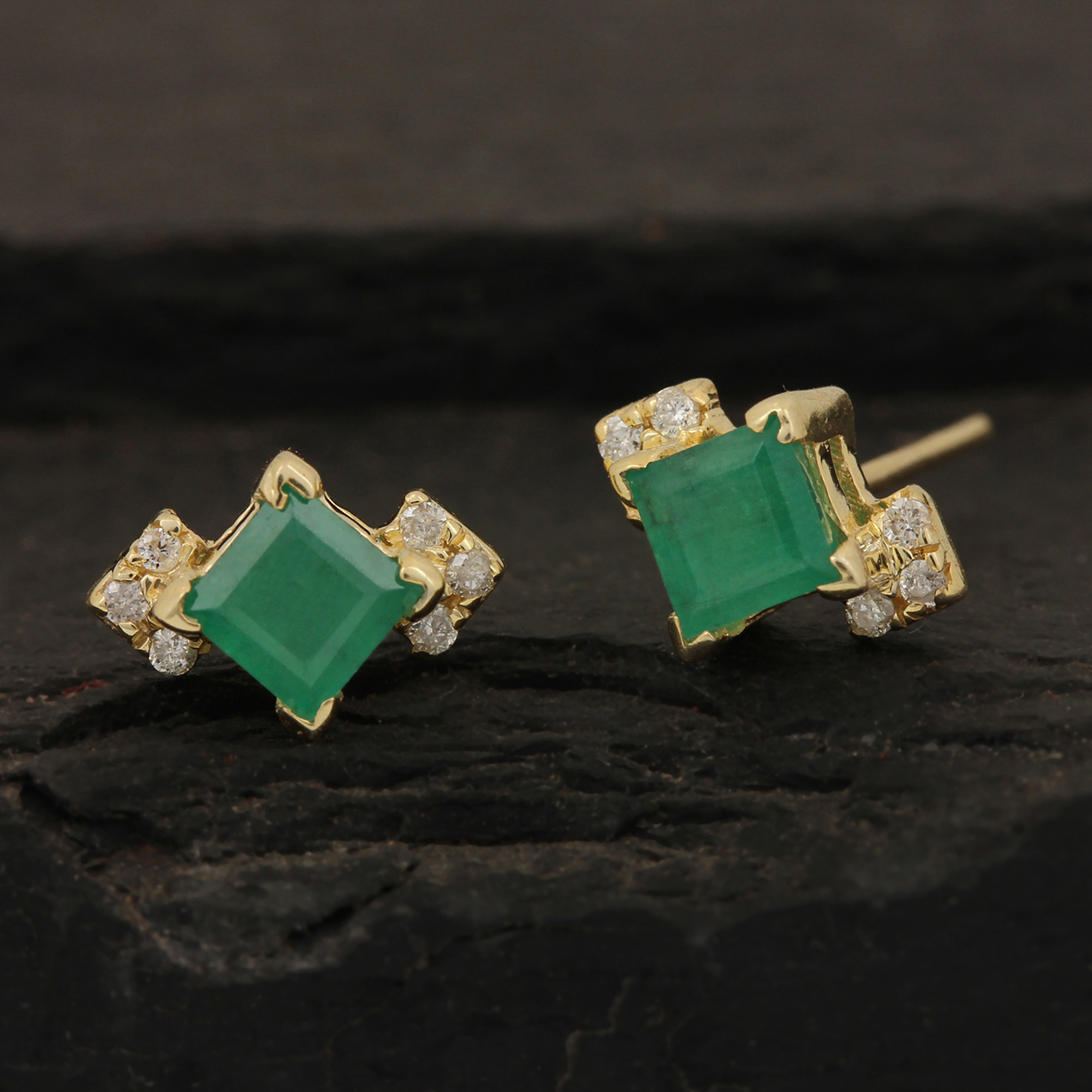 14k Gold Diamond & Emerald Minimalist Stud Earrings
