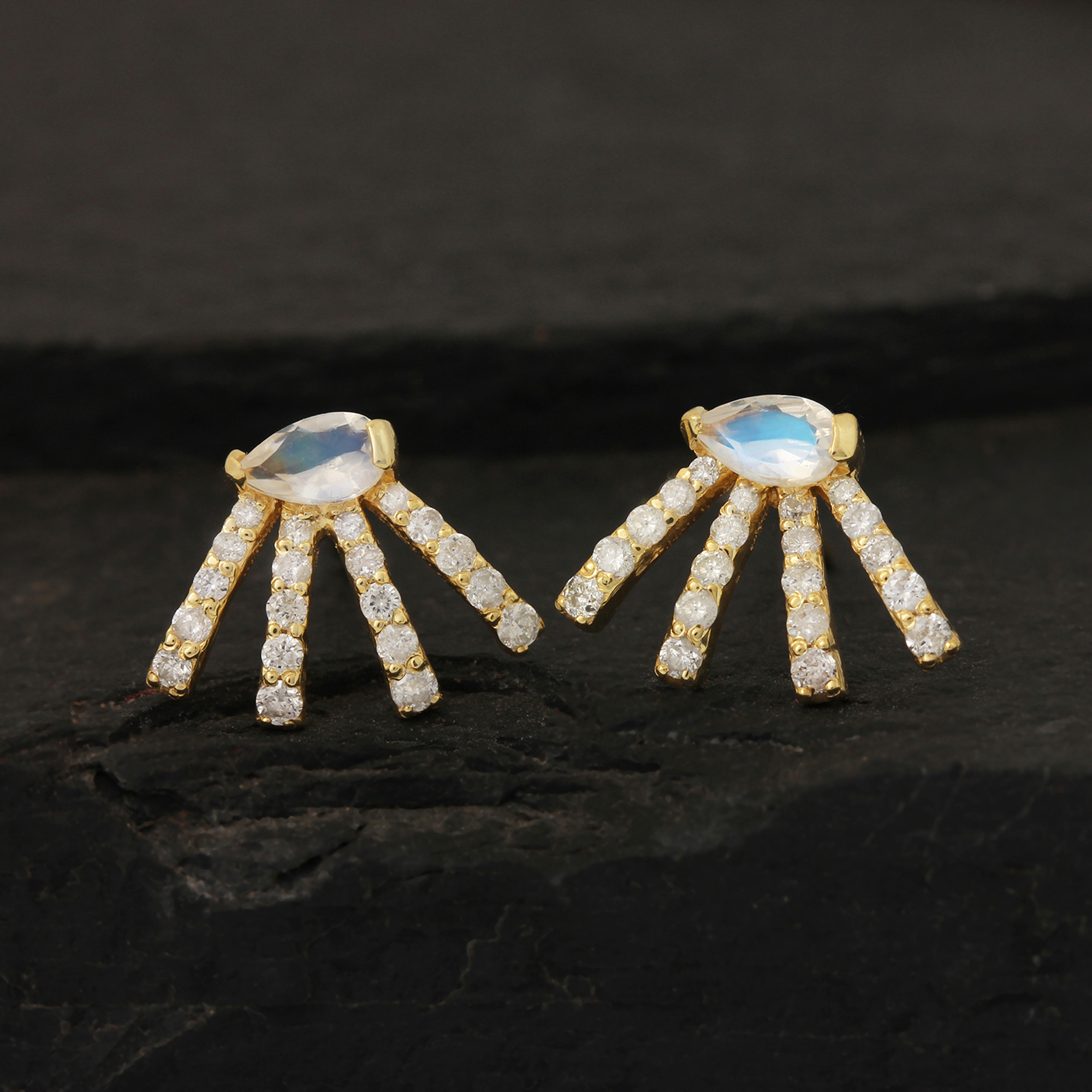 14k Gold Stud Earrings Studded With Natural Diamond & Moonstone