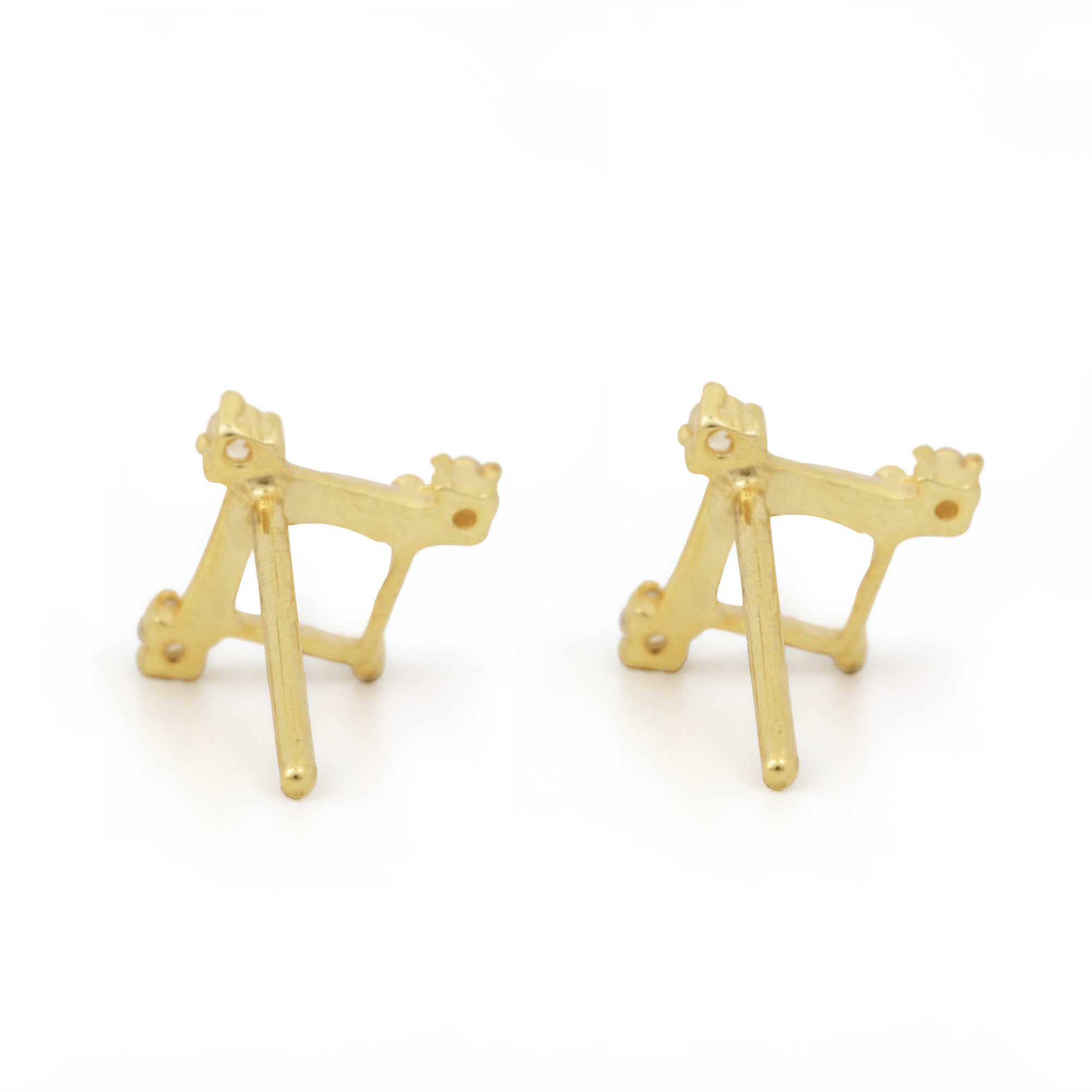 Solid 14k Gold Solitaire Stud Earrings Adorned With Natural Diamond & Moonstone