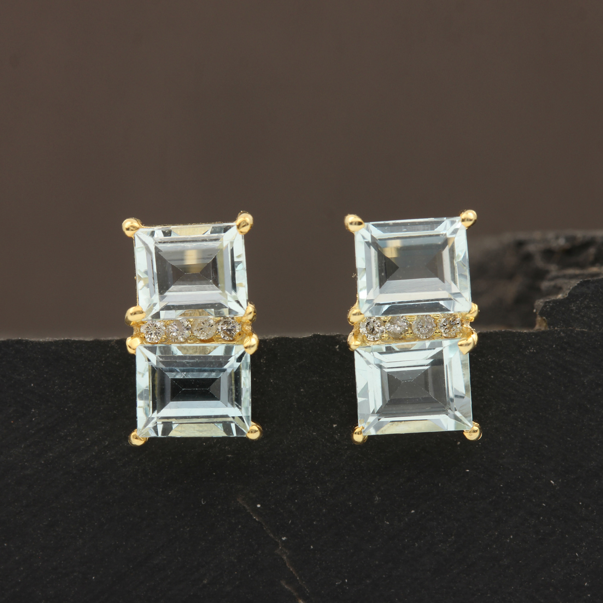 Natural Diamond 14k Solid Gold Aquamarine Solitaire Stud Earrings
