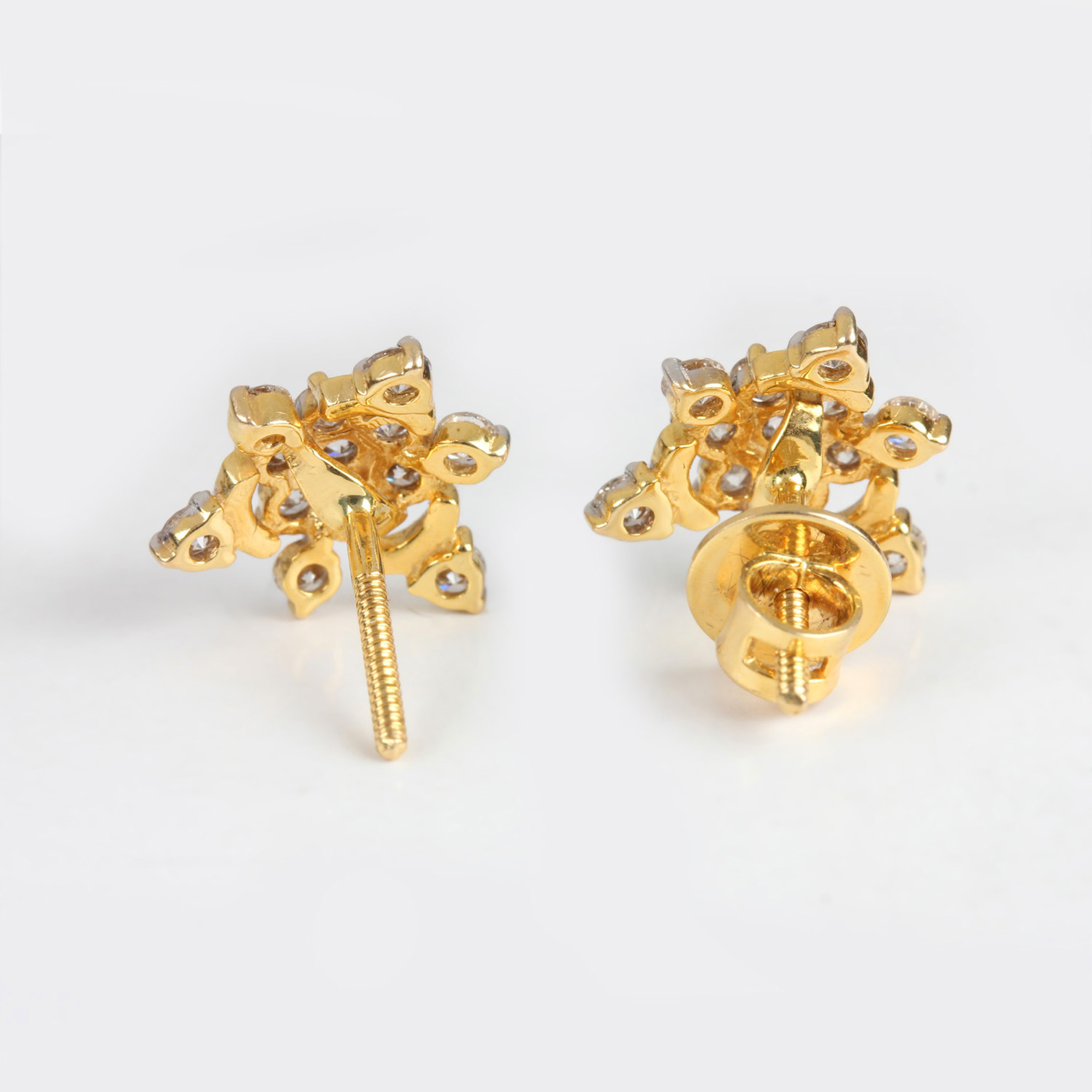 14k Gold & Diamond Flower Design Earrings
