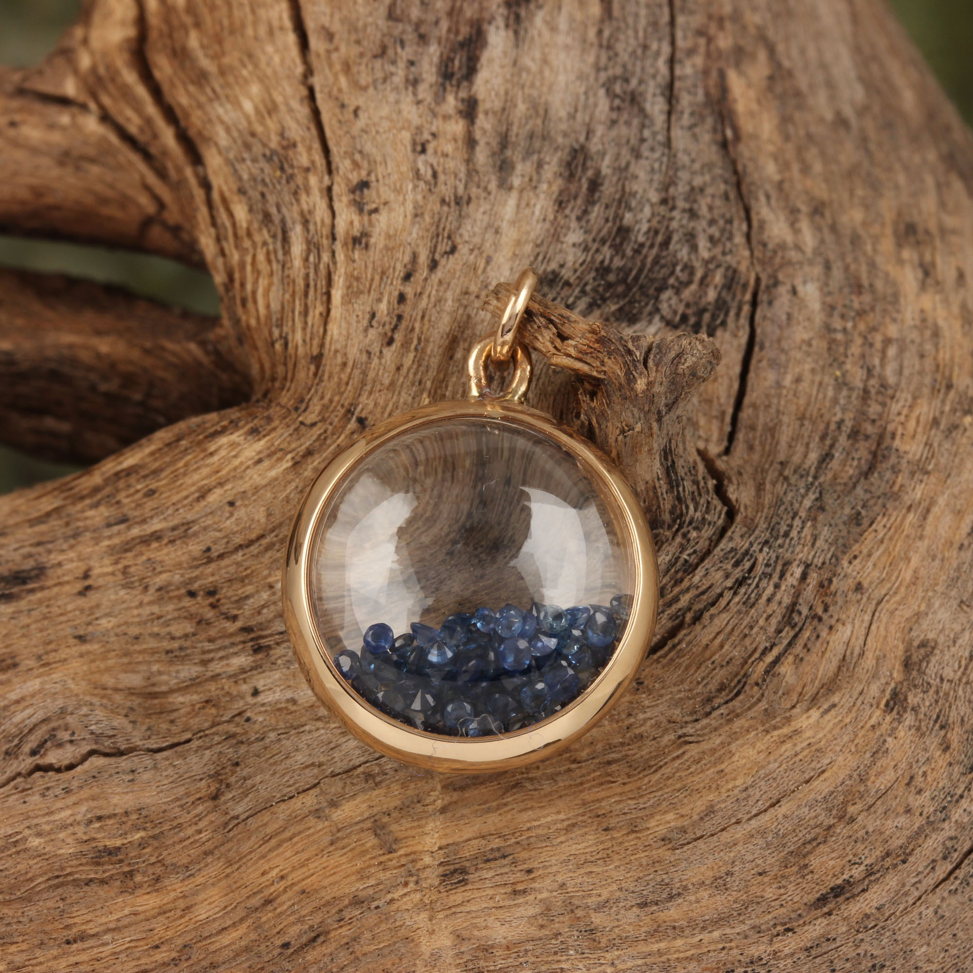 14k Gold blue sapphire crystal gemstone shaker pendant with real diamond