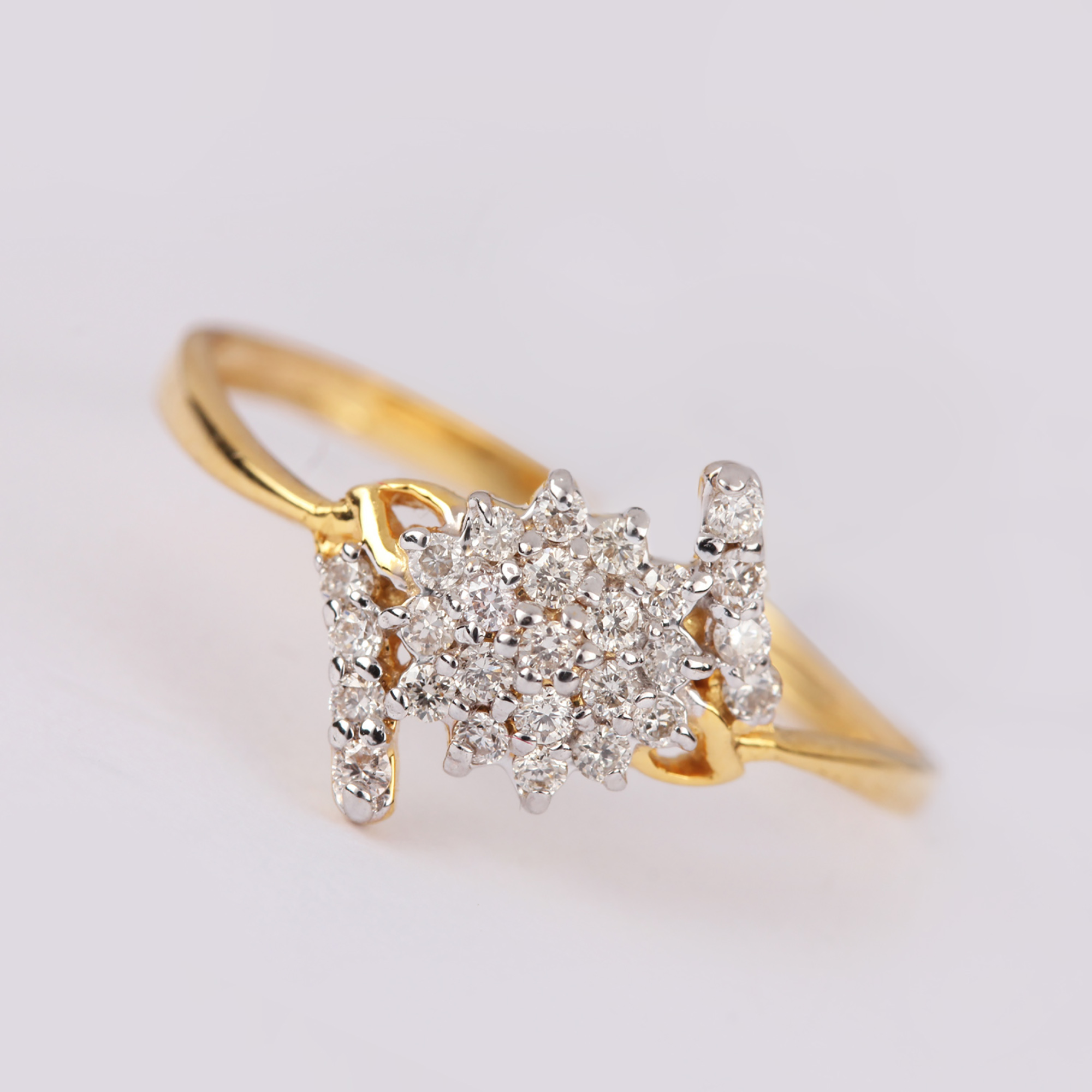 Gold & Diamond Beautiful Flower Design Ring